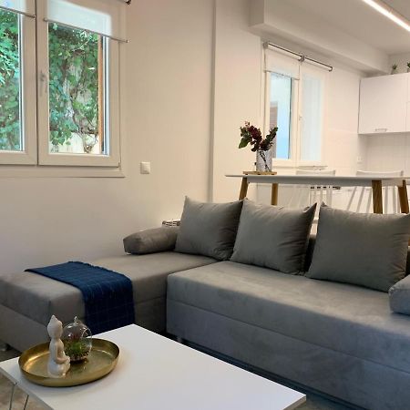 Renovated Apartment In Kifissia Center Near Metro G25 Ateny Zewnętrze zdjęcie